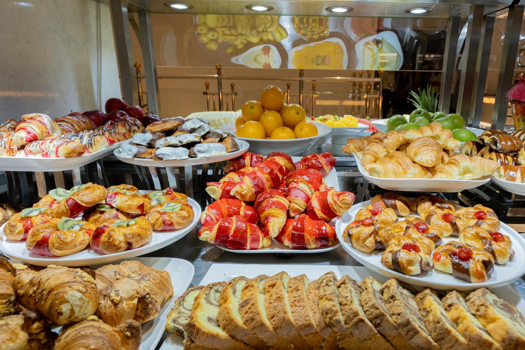 View Al Madinah Hotel Медина Екстериор снимка